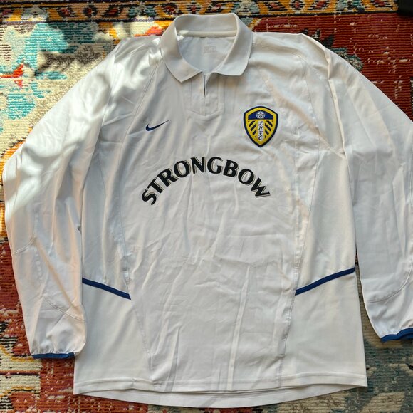 VINTAGE 2002 LEEDS UNITED NIKE LONG SLEEVE KIT SIZE XL - Picture 1 of 5